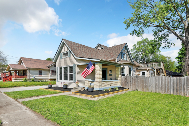 Listing Image 2