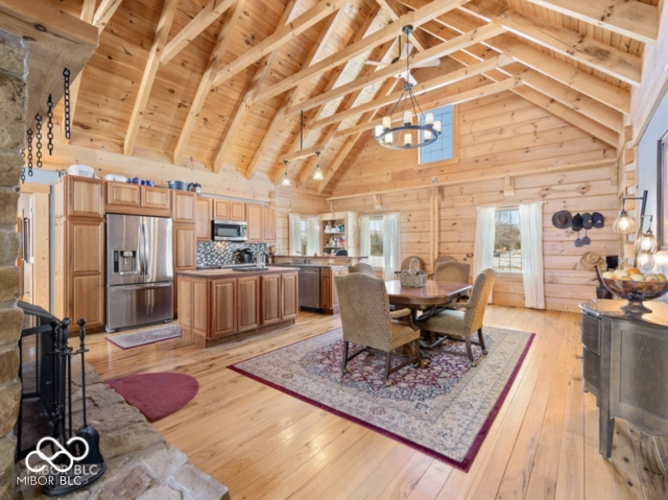 Listing Image 14