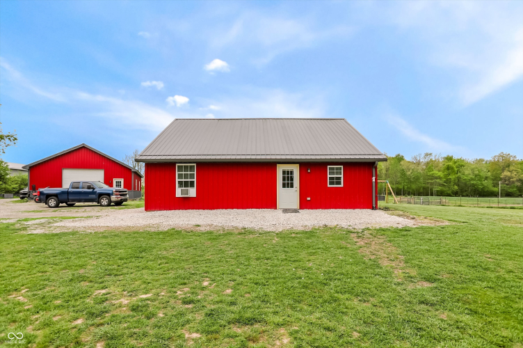 Listing Image 25