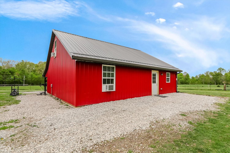 Listing Image 26