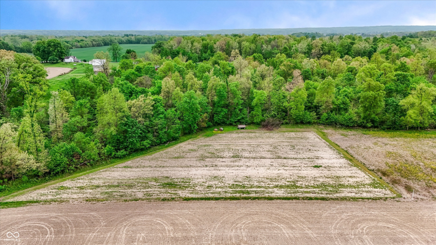 Listing Image 44