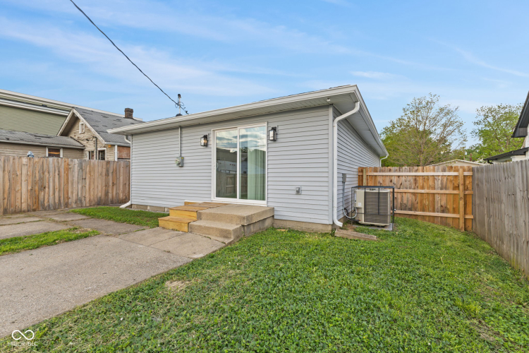 Listing Image 27
