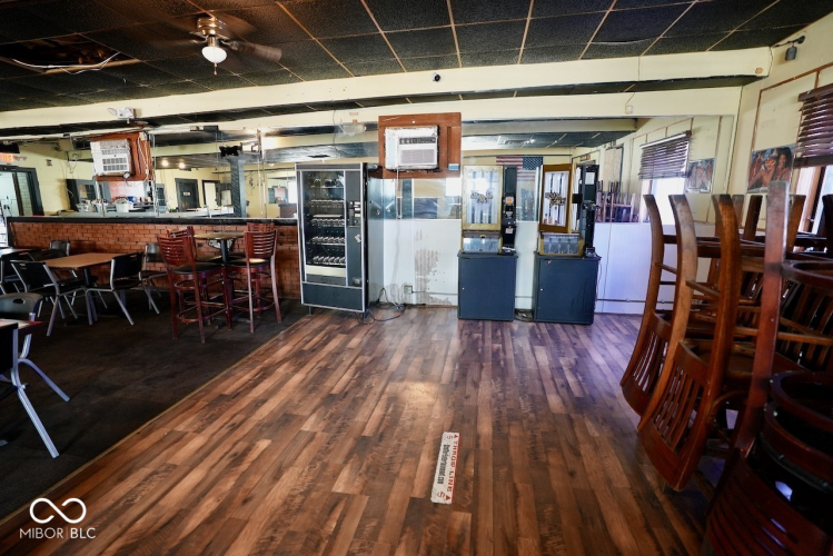 Listing Image 7