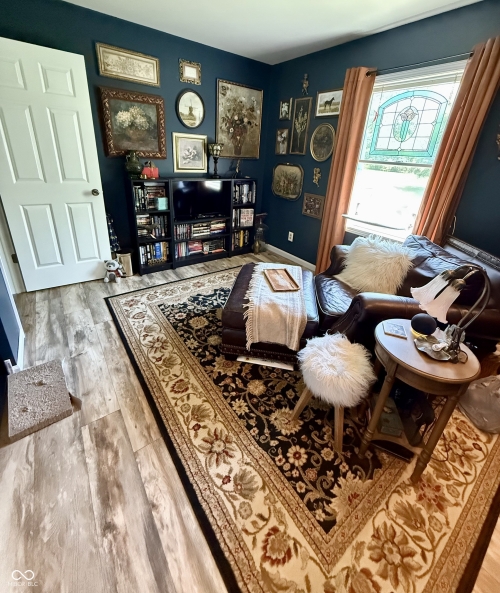 Listing Image 20