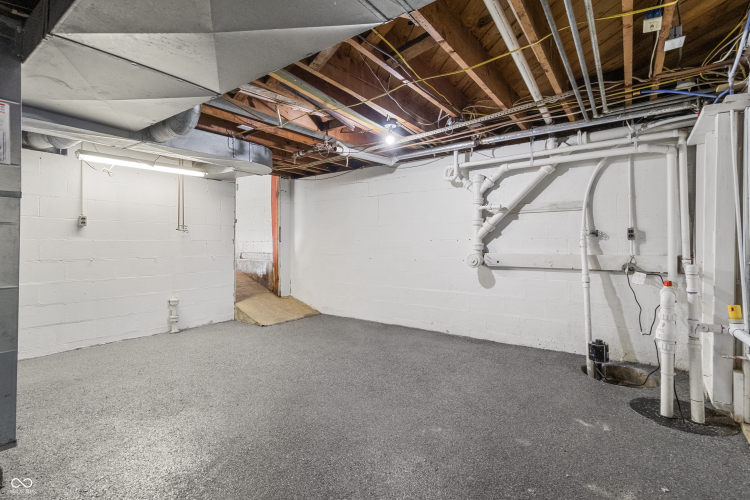 Listing Image 48