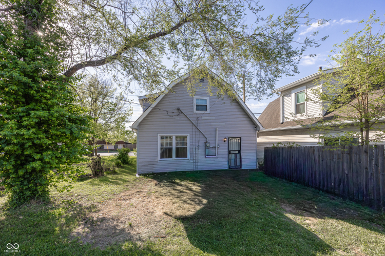 Listing Image 18
