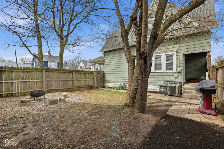 Listing Image 41