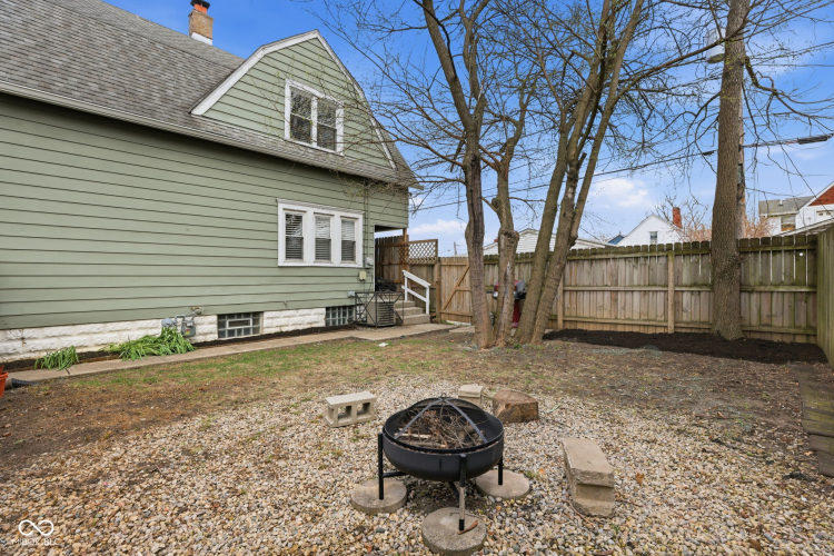 Listing Image 42