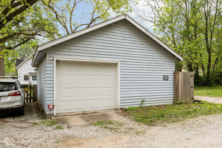 Listing Image 32