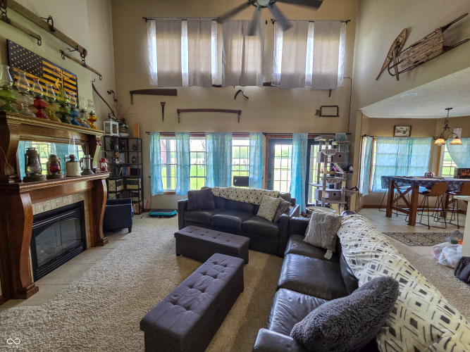 Listing Image 10
