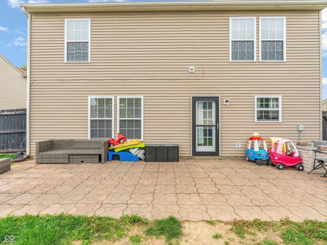 Listing Image 33