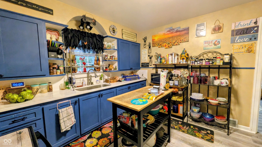 Listing Image 13