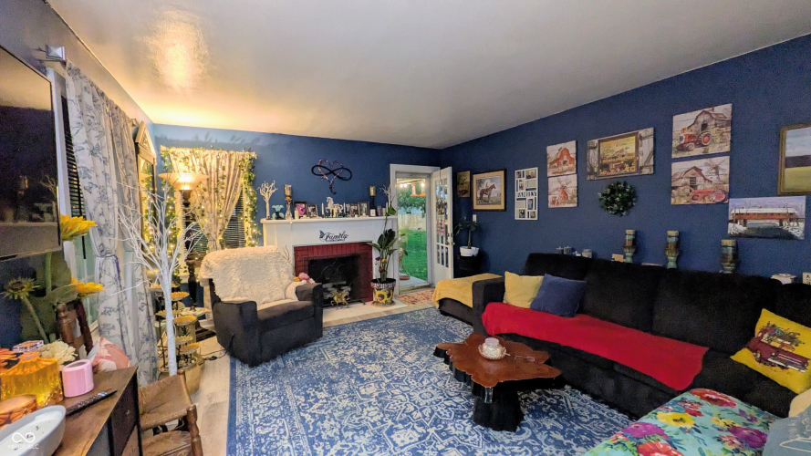 Listing Image 7