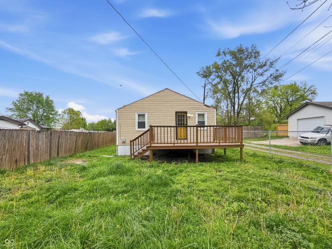 Listing Image 8
