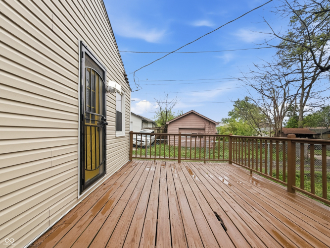 Listing Image 10
