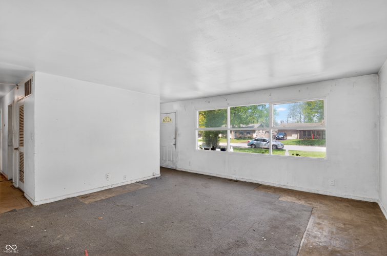Listing Image 28