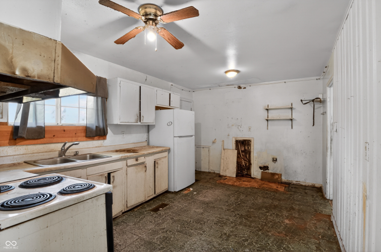 Listing Image 29