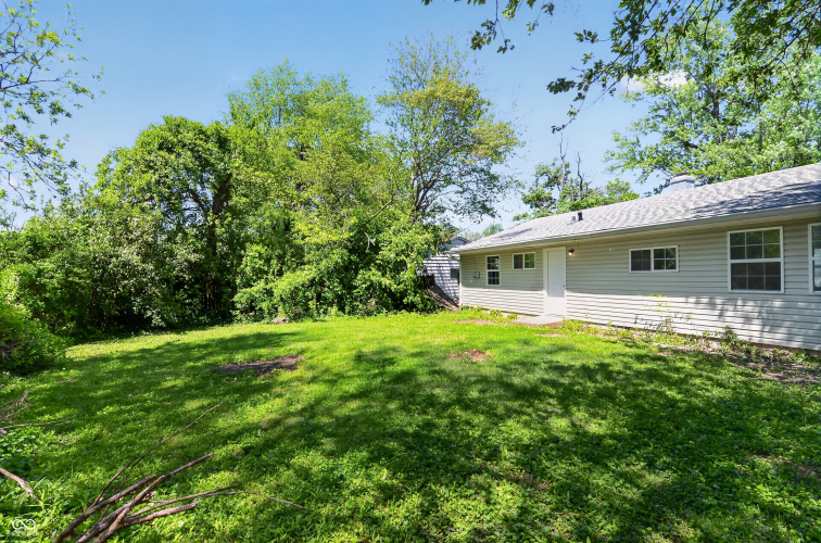 Listing Image 6