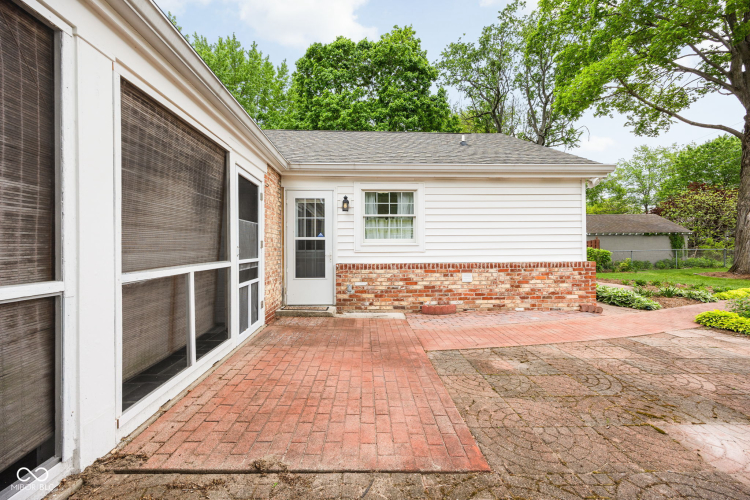 Listing Image 41