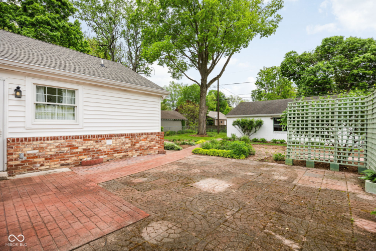 Listing Image 42
