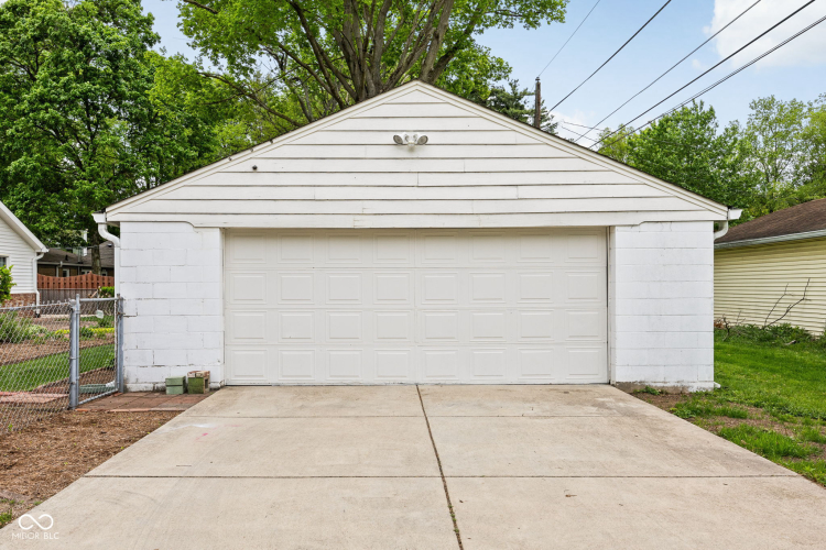 Listing Image 45