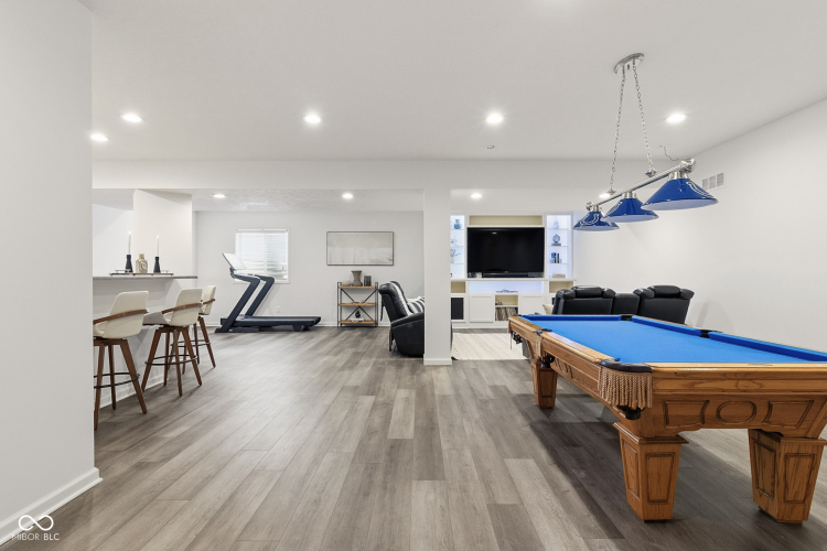 Listing Image 56
