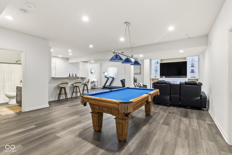 Listing Image 59