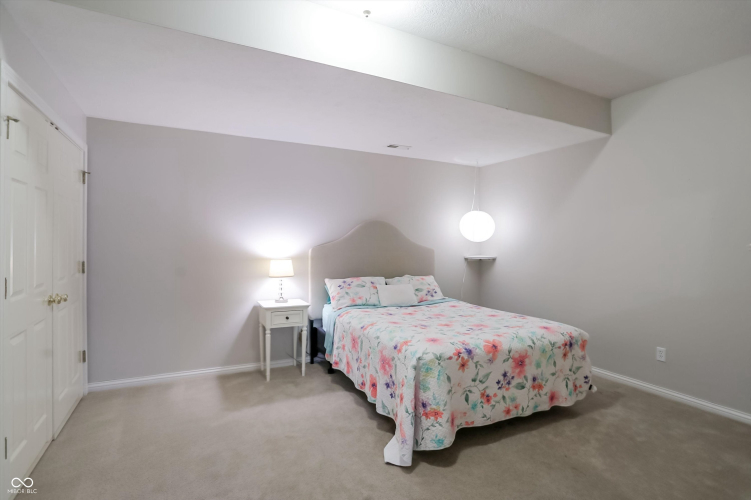 Listing Image 55