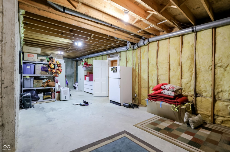 Listing Image 59