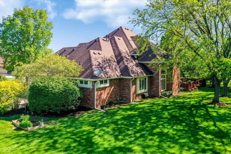 Listing Image 80