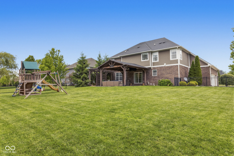 Listing Image 71