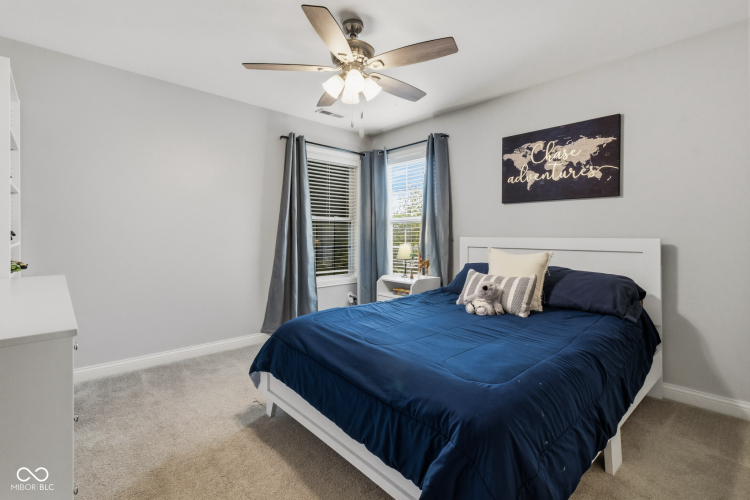 Listing Image 80