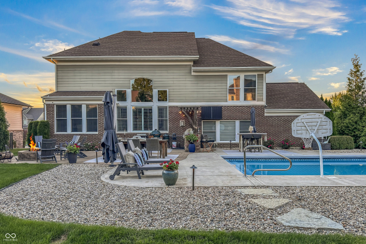 Listing Image 110