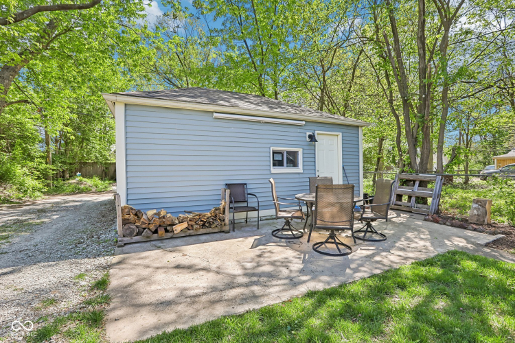 Listing Image 43