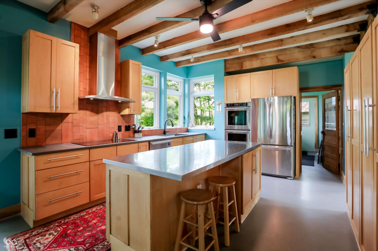 Listing Image 15