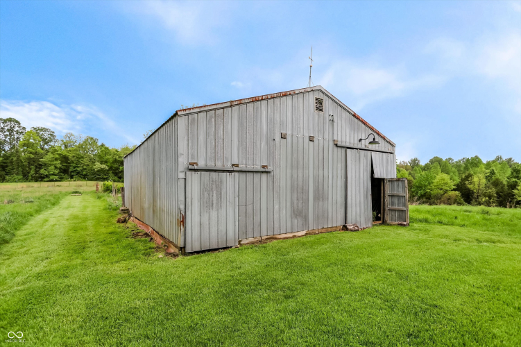 Listing Image 63