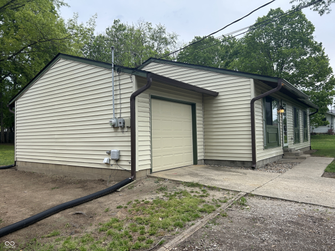Listing Image 24