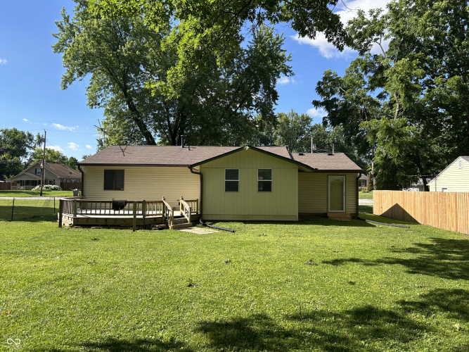 Listing Image 8