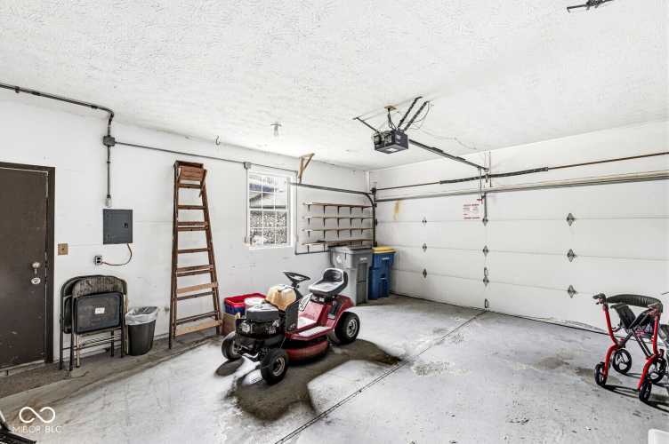 Listing Image 28