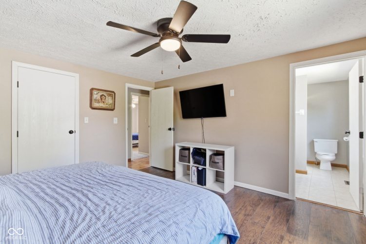 Listing Image 18