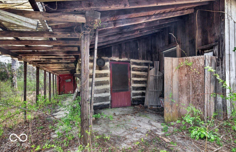 Listing Image 12