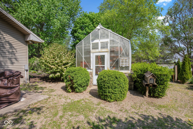 Listing Image 58