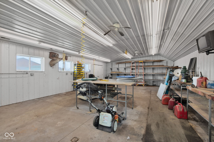 Listing Image 61