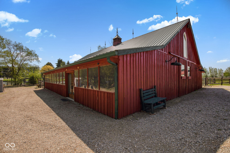 Listing Image 77