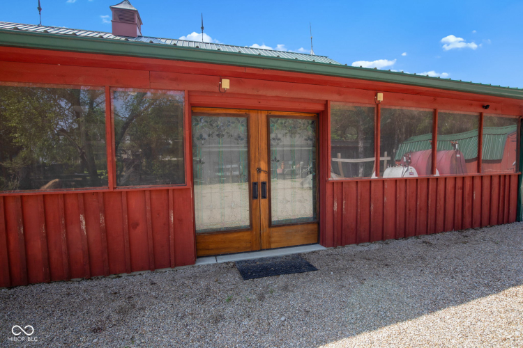 Listing Image 78