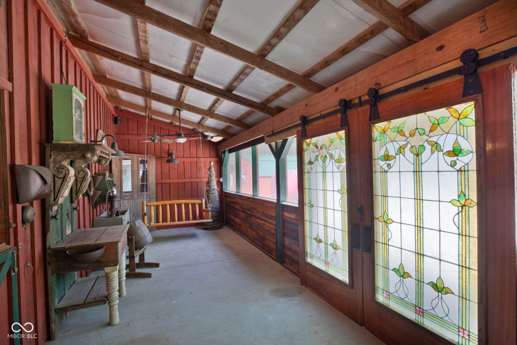 Listing Image 80