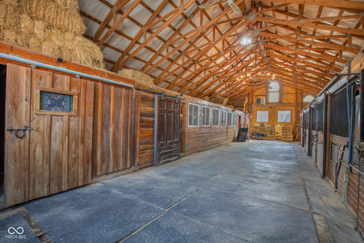 Listing Image 85