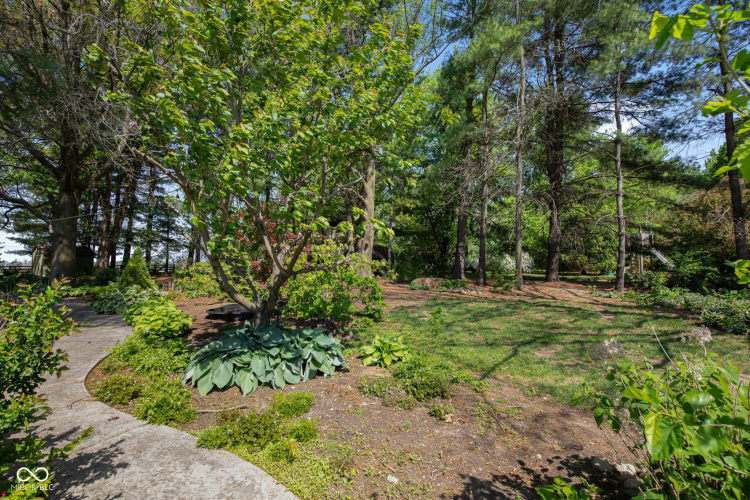 Listing Image 100
