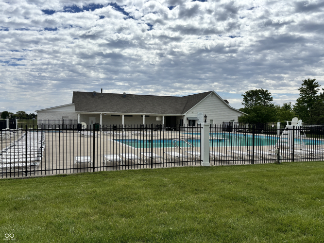 Listing Image 50