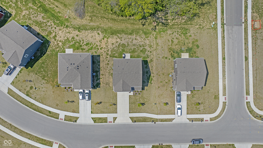 Listing Image 64
